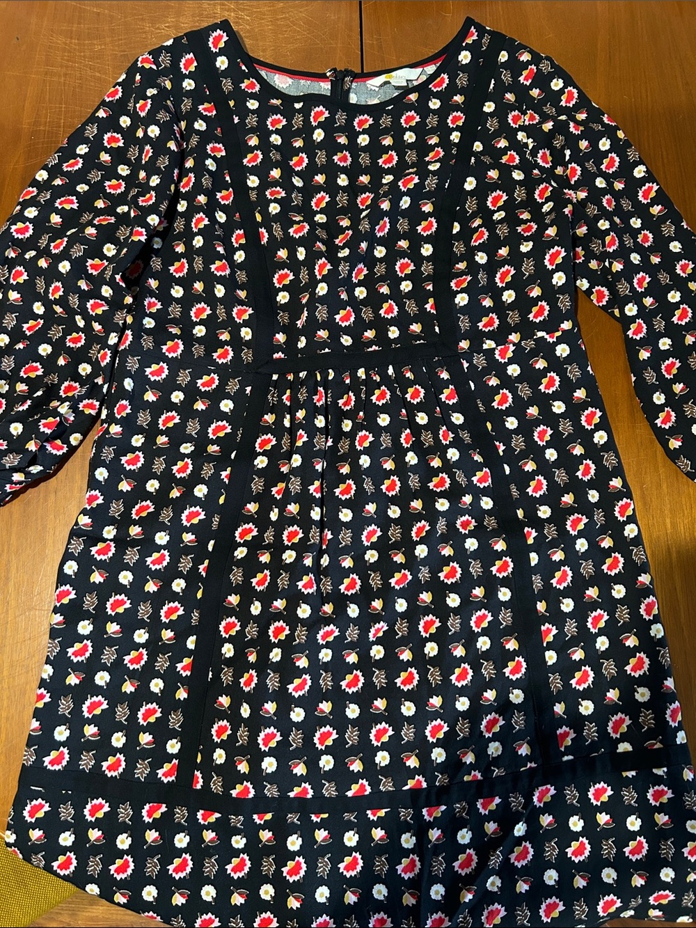 Boden Luna Shift Dress - Picture 2 of 6